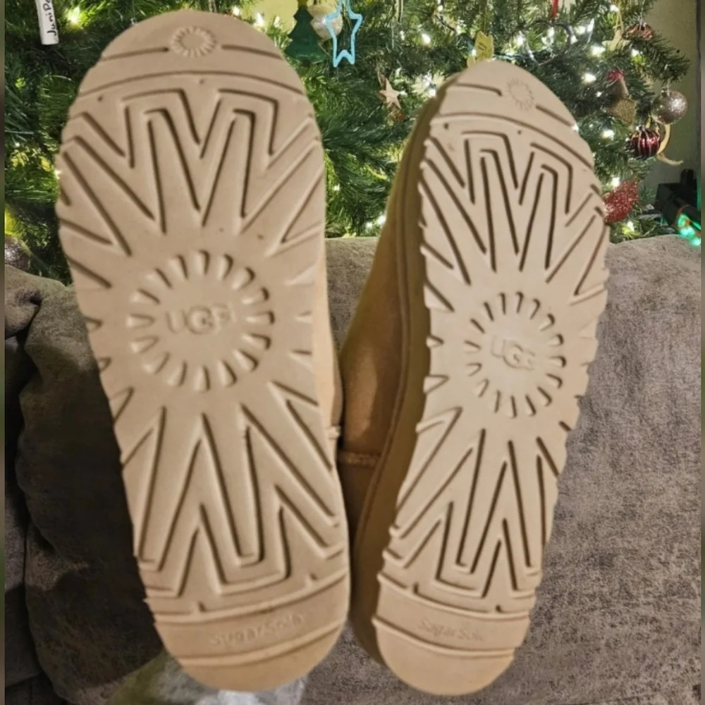 UGG Tan Ankle Boots - Picture 4 of 4